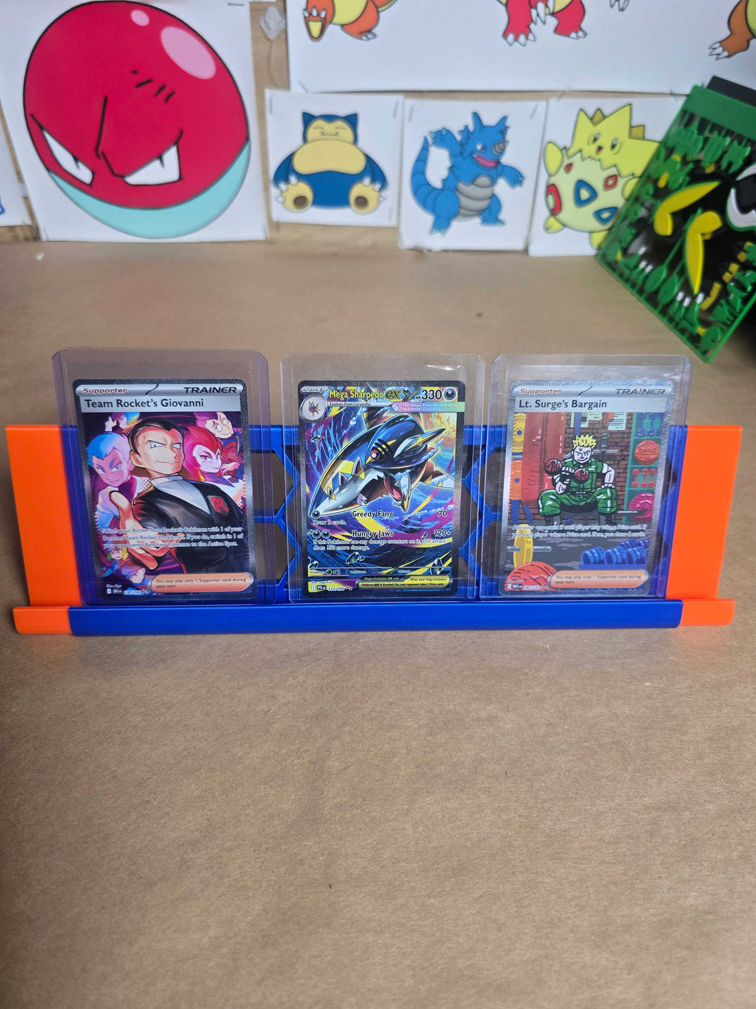 Expandable TCG Card Display Stand